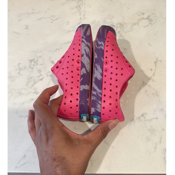 Native pink purple marbled shoes water shoes size C9 summer play vacation - Picture 6 of 7